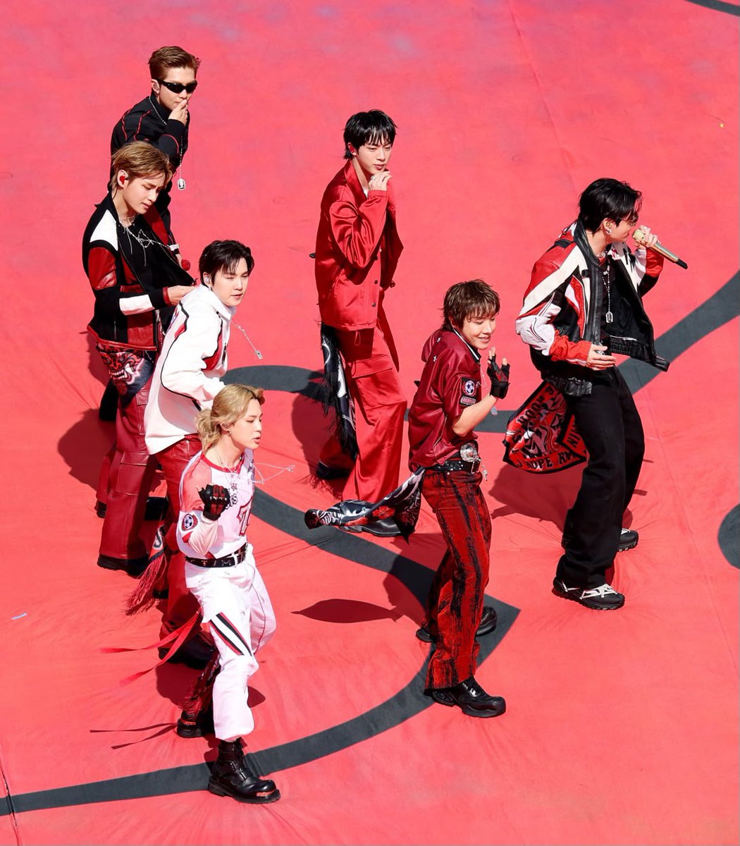 TheePopCore's tweet photo. BTS have already generated over 3 MILLION mentions and 13 MILLION engagements on X alone following their Halftime Show performance.

— They are the most talked-about artist in the world today. https://t.co/7NUiJwvwGN