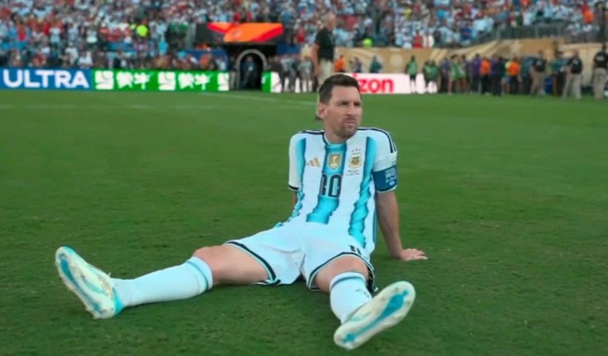 solbegna's tweet photo. Gracias por tanto, siempre Messi💫 https://t.co/6qsbPp3cmn