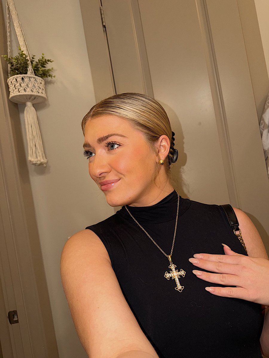 _itsjessmiller's tweet photo. Live tonight 10pm CST on Fanfix!!❤️ https://t.co/ATi1Idt316