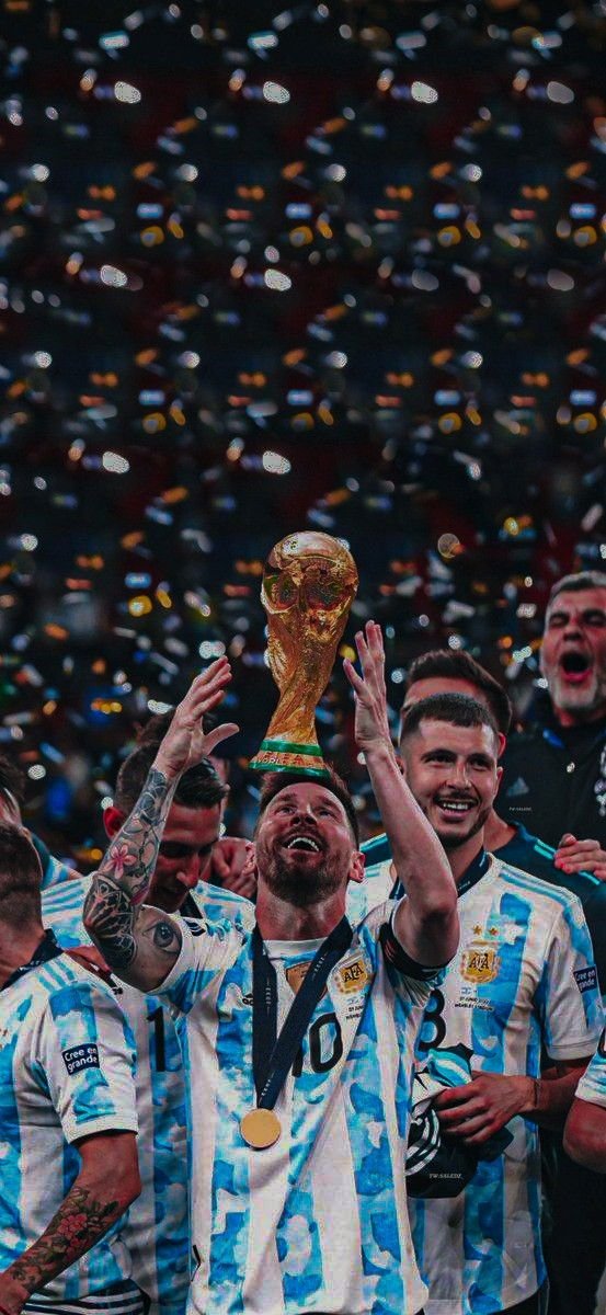 alrdyxtrav's tweet photo. it's crazy how one man can make millions fall in love with a sport and break millions of hearts with one goodbye. thank you for everything, leo. forever grateful to have lived in the era of the greatest to ever play this beautiful game. https://t.co/Fhy6BqXmuw