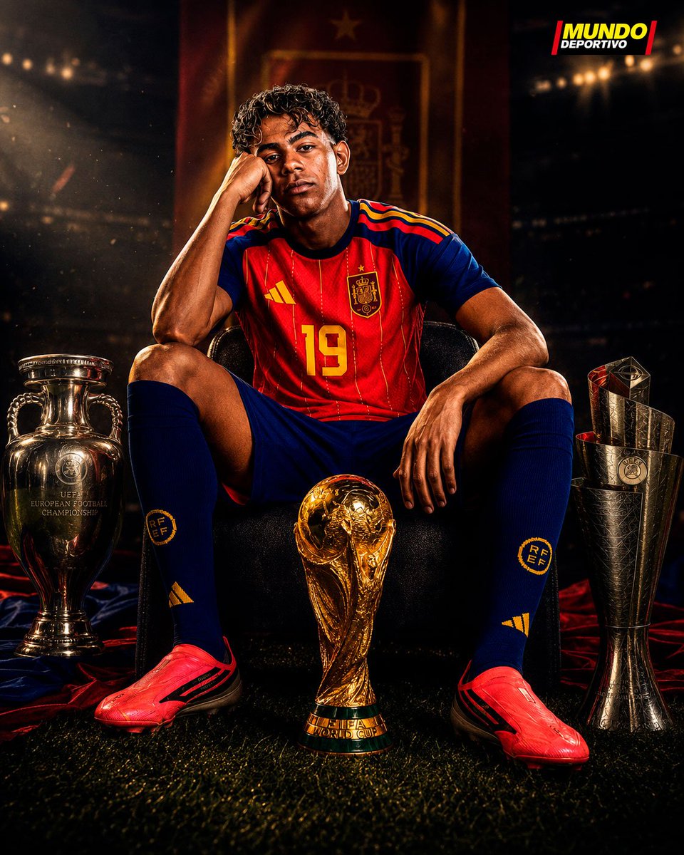 SamuelM99268951's tweet photo. @AdriRM33 Mejor que Cristiano ya tiene su copa del mundo a sus 19 años https://t.co/b9IHTZNs7L