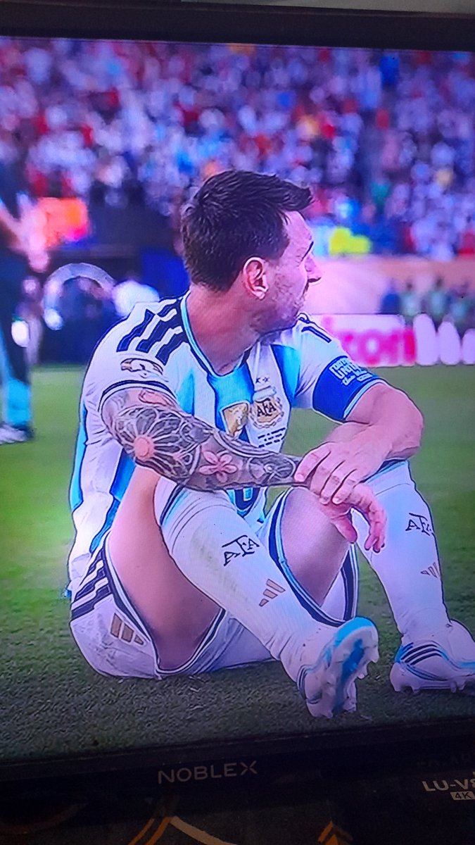 solange_gerace's tweet photo. No duele perder la copa. Duele saber que es la ultima. Gracias por todo ❤ nadie me va contar lo grande que fuiste en mundiales. #Messi https://t.co/ph7hBFHvbs