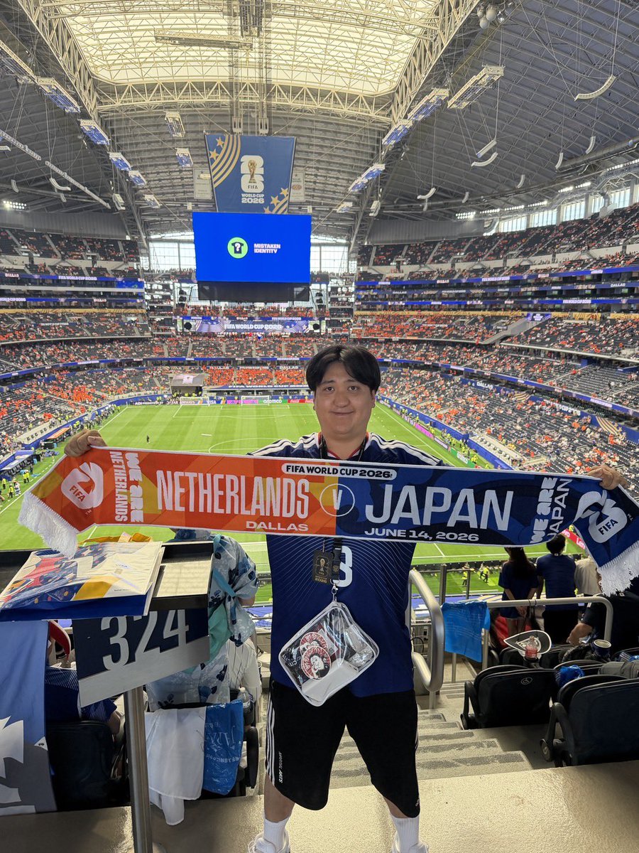 kakaronykuri's tweet photo. スペイン優勝！！これで終わりか。寂しくなるなぁ。また4年後！#FIFAワールドカップ https://t.co/7kXINJHqzz