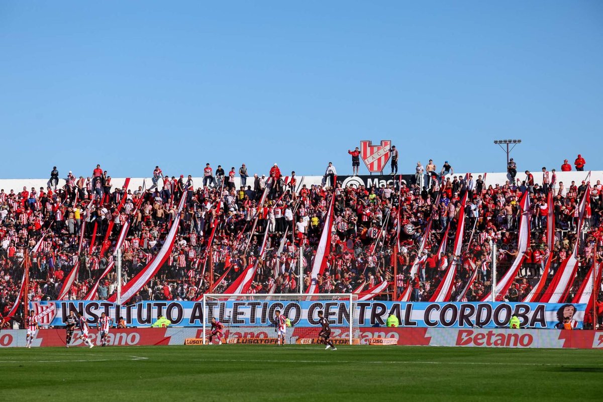 Gloriosoinstit1's tweet photo. Bueno, volvemos a lo importante, se acabó la espera.
El viernes vuelve a jugar El Único Club de la Ciudad 🇦🇹🤩 https://t.co/xM8pCHMw2M