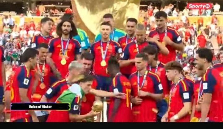 Expensive_bo's tweet photo. Deserve champions https://t.co/dp6rf1muM8