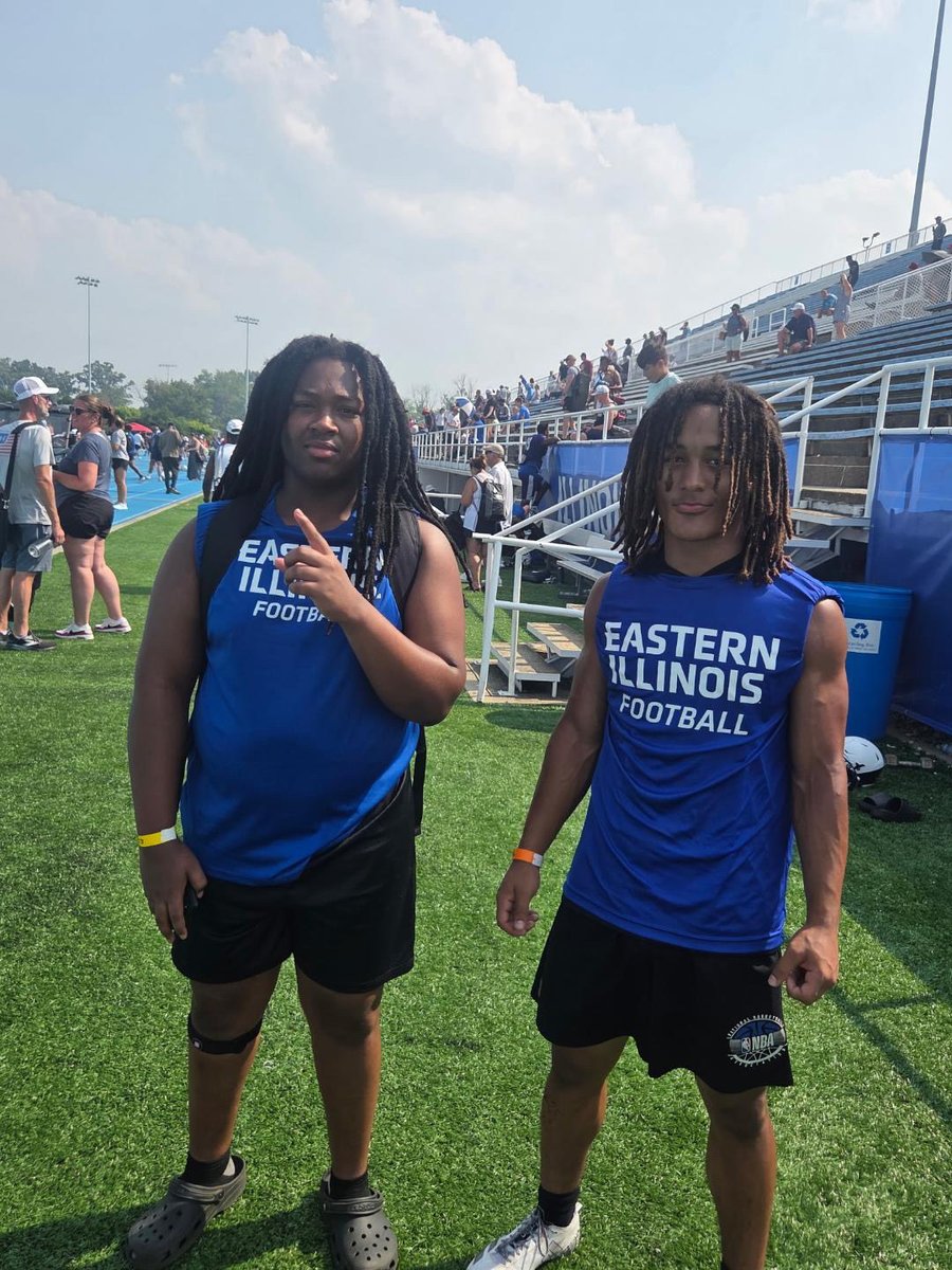 Scarrunshi's tweet photo. Feel great about my performance sadly i didint have anybody recording but definitely confident in my 1on1 reps my field consistency has been getting me where i want to be. Cant wait for this season to prove who i really AM!. @CoachWick_ @EIU_FB @coachtinosmith @CoachStrobel https://t.co/bVVxMxBzoq
