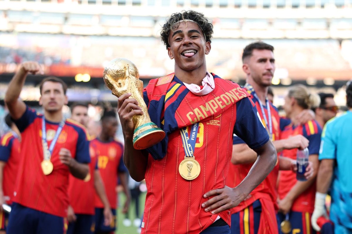 theiull's tweet photo. world cup champion https://t.co/2yPw2DDB4C
