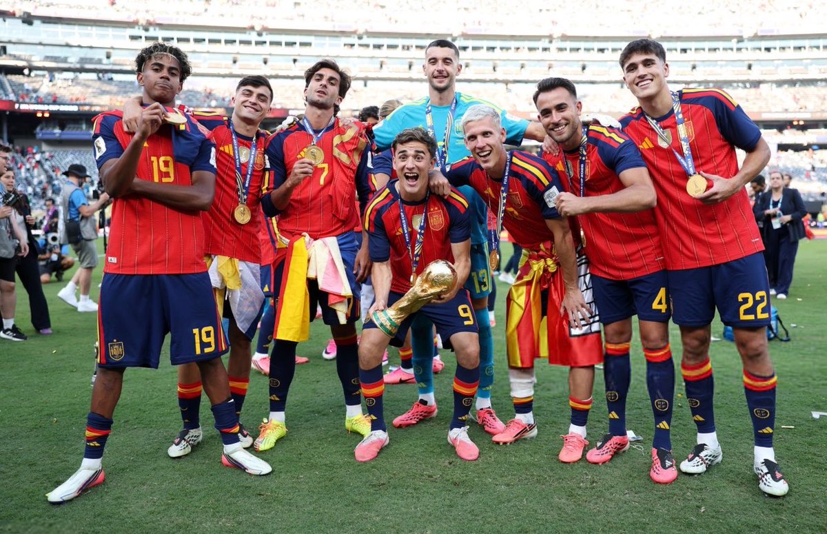 theiull's tweet photo. Barça team❤️ https://t.co/t11nebGgtr