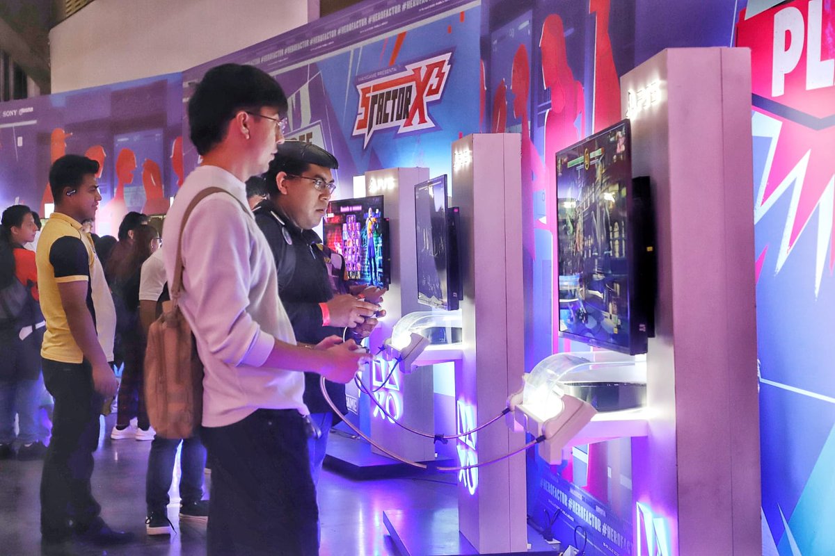 Milenio_Puebla's tweet photo. 🕹️El Centro Expositor de Puebla se convirtió en el punto de encuentro de miles de aficionados a videojuegos, esports y la cultura pop con la realización de S Factor X3, considerado uno de los festivales más importantes de México.

📸 @Isahmar_Torres 
📲 https://t.co/ppPLOUsRa0 https://t.co/MypdIVbHDL