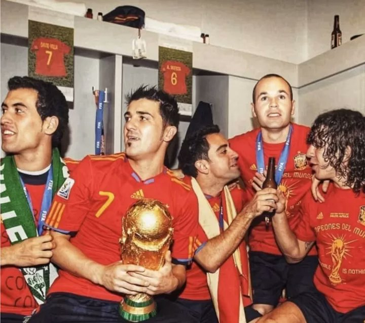 BarcaUniversal's tweet photo. 2010 vs 2026

Spain have won their only two World Cups with a Barça core! ❤️ https://t.co/gexf6zEdJK