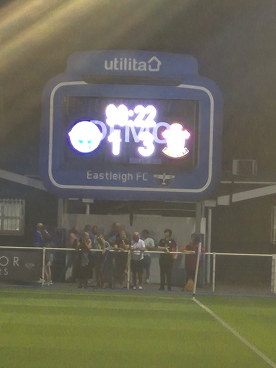 Saint2882's tweet photo. What a great weekend, @SouthamptonFC take to the pitch again beating Eastleigh 1-3 and @spain  win the @FIFAWorldCup by beating the cheating, whinging Argies 1-0 ����👍🇪🇸 https://t.co/thyFlcdixw