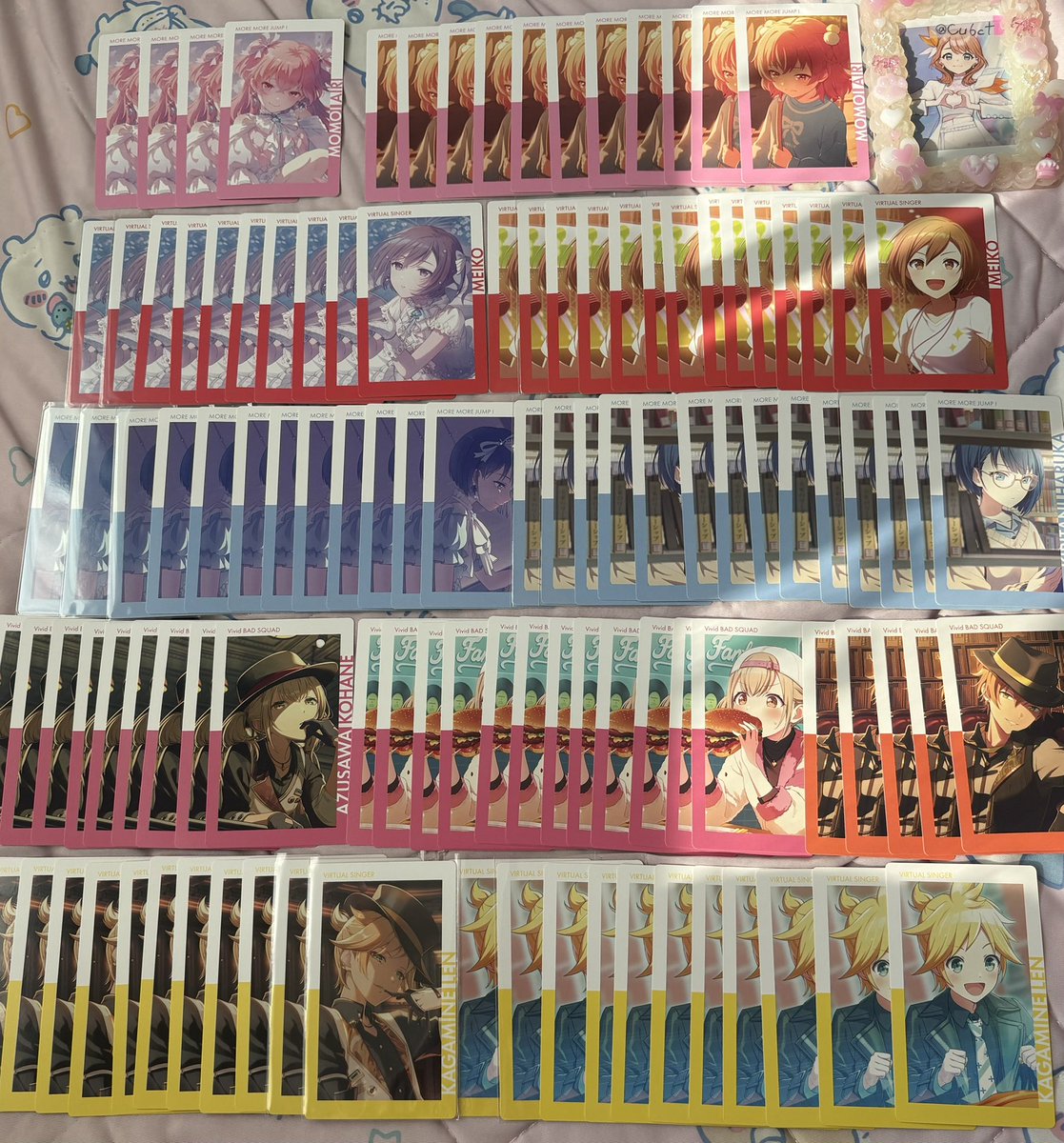 Cu6Ct's tweet photo. プロセカ エピカ 27B 交換 買取 譲渡

求 同種みのり or 定価＋送料

譲 愛莉 遥 MEIKO 彰人 こはね レン

☆愛莉前はみのり後との交換のみ

♡遥、バチャは比率違い、定価以下可
♡愛莉譲渡は当方指定の抱き合わせ含む方のみ

お気軽にお声掛けください🍀 https://t.co/Sv7yOgSq43