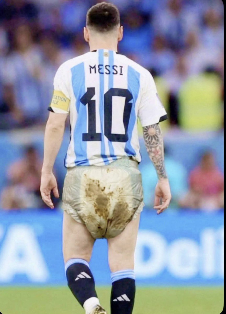Westonss__'s tweet photo. @Risperidona05 @AtaqueFutbolero Jajajaja este panchito habla de mono enserio? Jajajajajajaa malo H https://t.co/ARDm98J91x