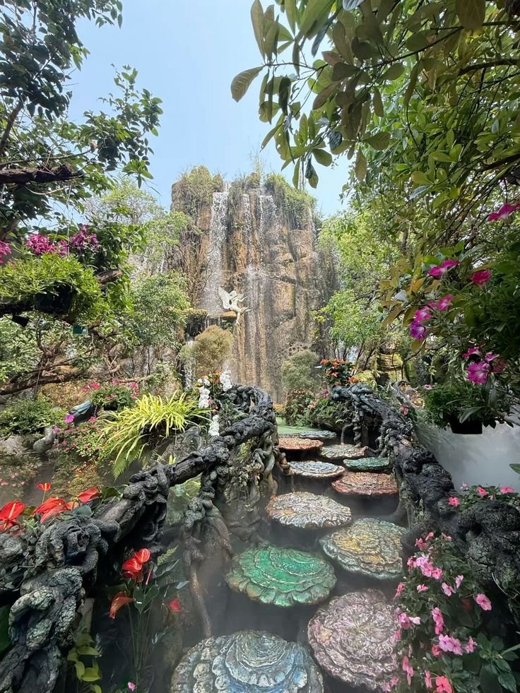 echoesofworld's tweet photo. Thailand https://t.co/EIV2TPQPH4