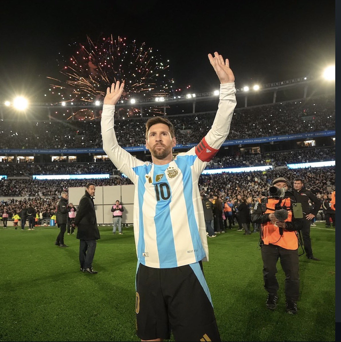 SebaFedinchik's tweet photo. El privilegio y fortuna que tuve al poder ser contemporáneo a Messi🇦🇷👑. https://t.co/BZSwYOmBs4