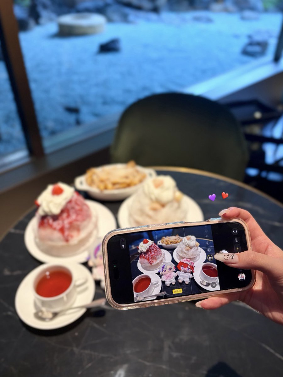 37nya_zz's tweet photo. 昨年行けなかったリーガロイヤルのかき氷、やっと食べてきた＞ꇴ＜💕クリームもフルーツもおいしくて、最後まで大満足😼✨
ちなみにポテトも✨ネ申✨でした♩ https://t.co/W1OaizVo9T