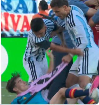 t9ignacio's tweet photo. @joserra_espn QUE BUENO QUE PERDIERON LOS PINCHES #ARGENTINOS. SUCIOS, PENDENCIEROS, CORRIENTES, TRANSAS, TRAMPOSOS, ENANOS DE LO PEOR. @FIFAcom #INFANTINO LES AYUDO DESDE EL PRINCIPIO. #ARGENTINA NO REPRESENTA EN NADA LOS VALORES DE UN MUNDIAL. SON UNA VERGUENZA 😐🫤🙄 https://t.co/YYDpQnxPoN