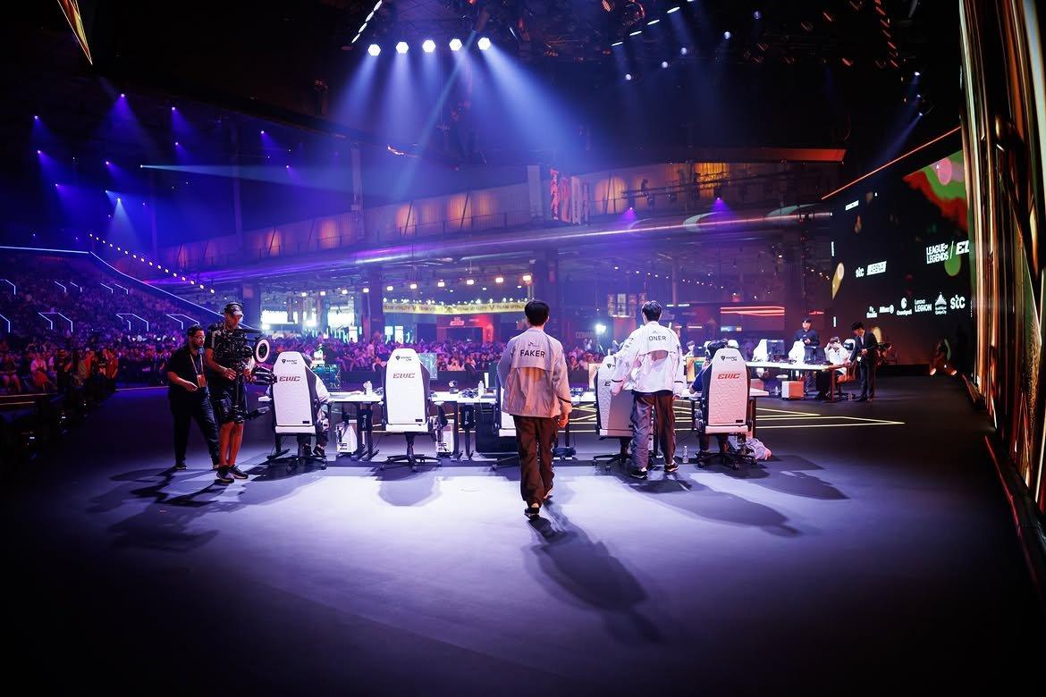 qpxl0209's tweet photo. #Peyz #Faker #Oner https://t.co/Z7GrEoszvj