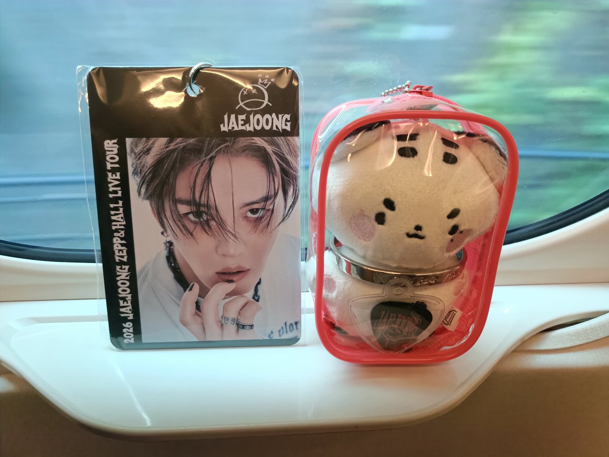 Zepp仕様で行こうと思ってたけど、Live前から汗だくになりそうなので