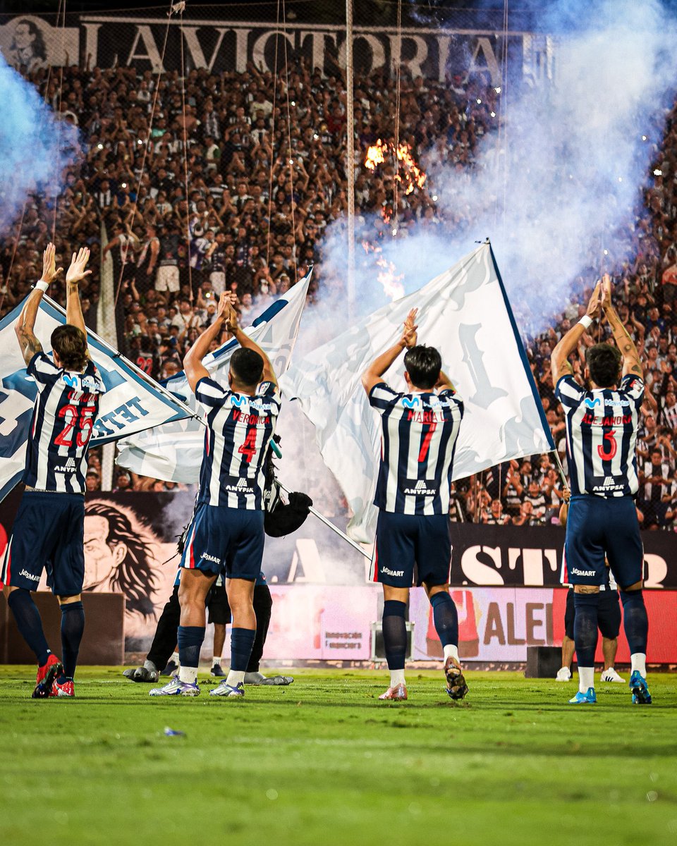 sebasflores25's tweet photo. Así formará Alianza Lima en su debut en el Torneo Clausura ante S. Huancayo en Matute: Duarte, Advíncula, Garcés, Antoni, Huamán, Pavez, Gaibor, Jairo Vélez, Eryc Castillo, Federico Girotti y Paolo Guerrero.

@futbro_pe https://t.co/fjjXrSK4ks