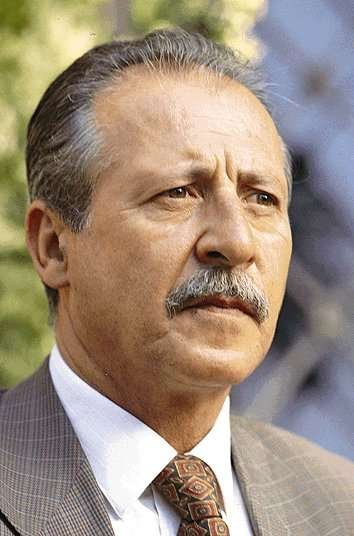 rubenmoreiravdz's tweet photo. Hoy recordamos a Paolo Borsellino, símbolo de la lucha contra el crimen organizado y ejemplo de valentía frente a quienes pretenden imponer la violencia sobre la ley.

Borsellino sabía que combatir a la mafia tenía un costo, pero nunca cedió. Su vida nos recuerda que una sociedad libre necesita instituciones fuertes, justicia independiente y ciudadanos dispuestos a defender la legalidad.

A más de tres décadas de su asesinato, su mensaje sigue vigente: frente al crimen no puede haber complicidad ni indiferencia. La libertad se defiende con valor.