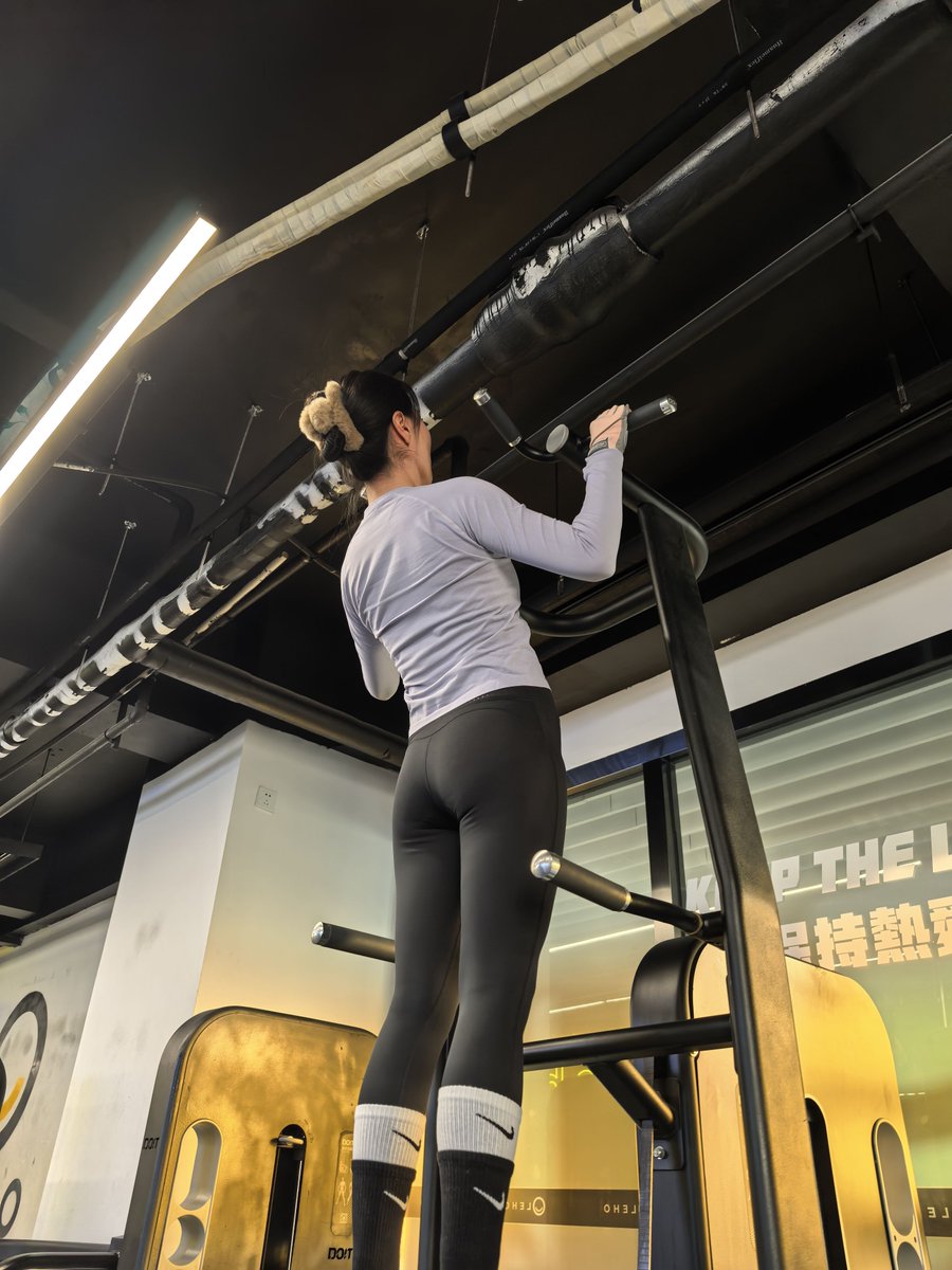 timothee_lol's tweet photo. Just crushed my 30-day HIIT streak! No more making excuses—small, consistent steps beat perfect plans any day. Who’s ready to chase their next personal win https://t.co/db5pd2kuok