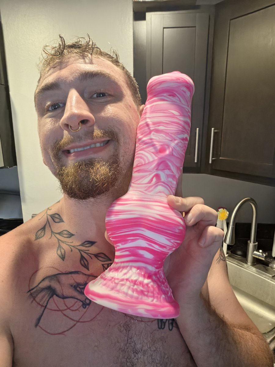 HimerosHund's tweet photo. Just got this one in, can't wait to take this knot 🥵😈🐾 https://t.co/fEmFnAoeJA