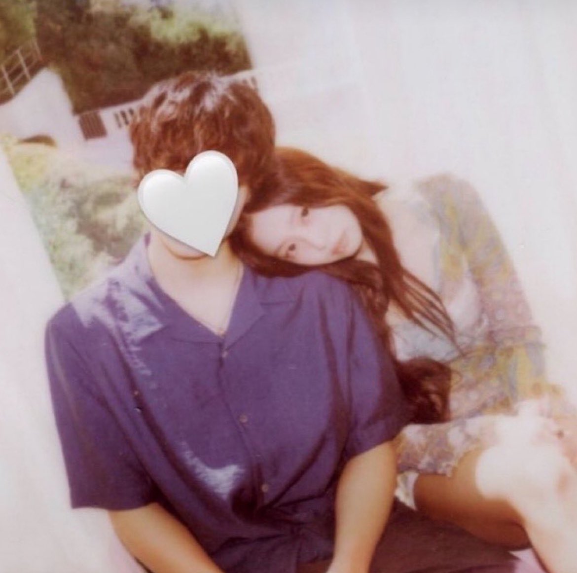 SaidSadie00's tweet photo. everyone's gagging over the guy in #jennie's recent ig story. you know, it doesn't even matter. bc whoever he is, he's just another variant of her khia's trashy boyfriend, nico just like in her previous mv and campaigns. 🧑‍🦱➿😝 https://t.co/LPOmm2MMiS