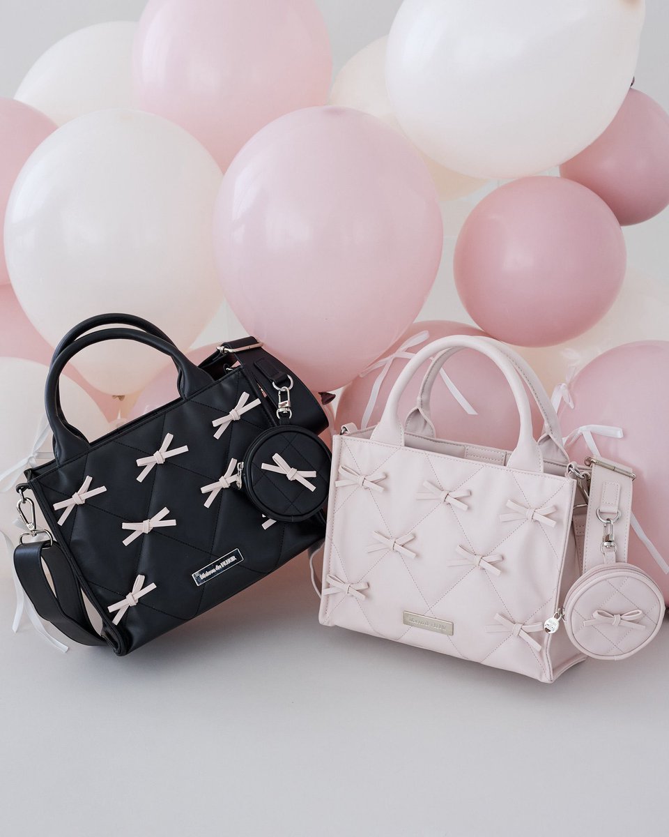 🎀Ribbon Ribbon🎀 ブランドアイコンのリボンをたっぷり散りばめた