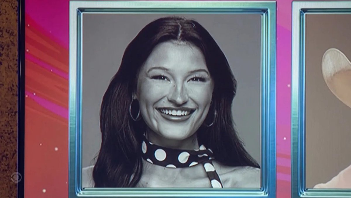 BBLionOteV's tweet photo. #bb28 bye bye burger https://t.co/4mLXUPWl9V