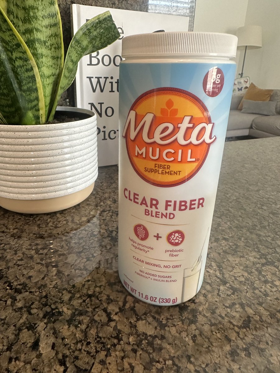 chrismugc's tweet photo. At 46 it’s easy to still think you’re 35 until…your doctor says you need to start using Metamucil. 😂
Ok brands, let’s talk fiber! Let’s talk anti-aging! Let’s talk skincare!
No midlife crisis over here, I swear!
#ugc #genx #male #oldercreators #fiver https://t.co/IcjFSjDvPc