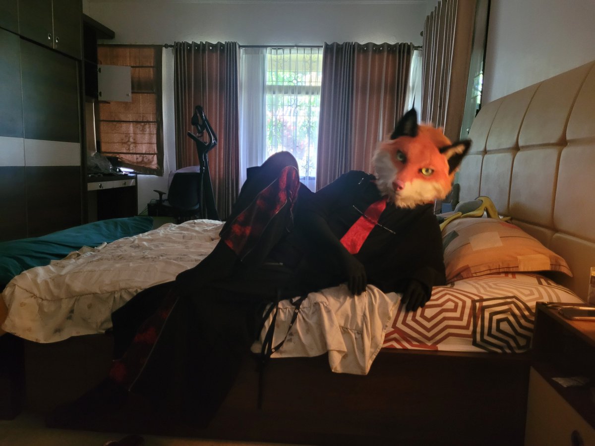 RainsAndTears's tweet photo. Come, rest with me.
#Fursuit #FursuitsEveryday https://t.co/mSfrTVVBPr