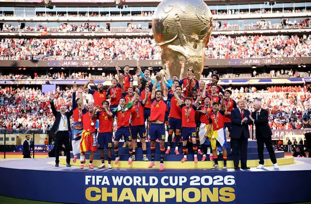Mascuwu's tweet photo. A todos los que nos decían que íbamos a perder que teníamos miedo, a LLORAR! VIVA ESPAÑA 🇪🇸🇪🇸 https://t.co/ITVmMnyQ6Y