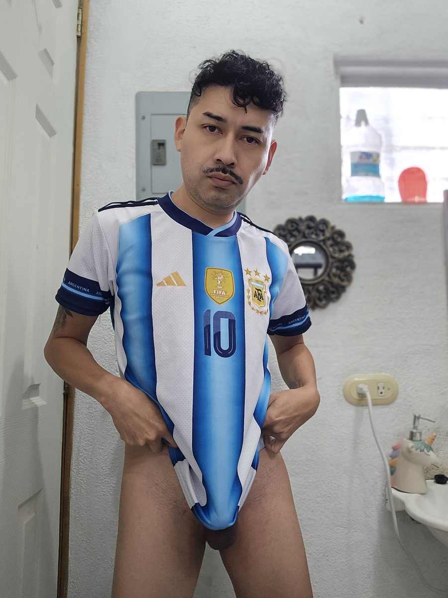 TopCurve19cm's tweet photo. Para la final 🔥

Chudai https://t.co/vxZ4N4aRB5
