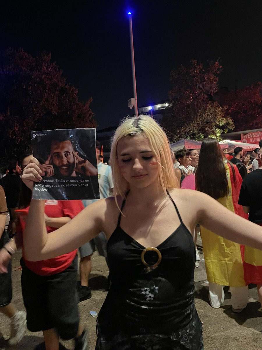 sofisofasopa's tweet photo. Y SIEMPRE MI MANTRA CONMIGO Y CON TODA ESPAÑA https://t.co/OQOPocA2PE