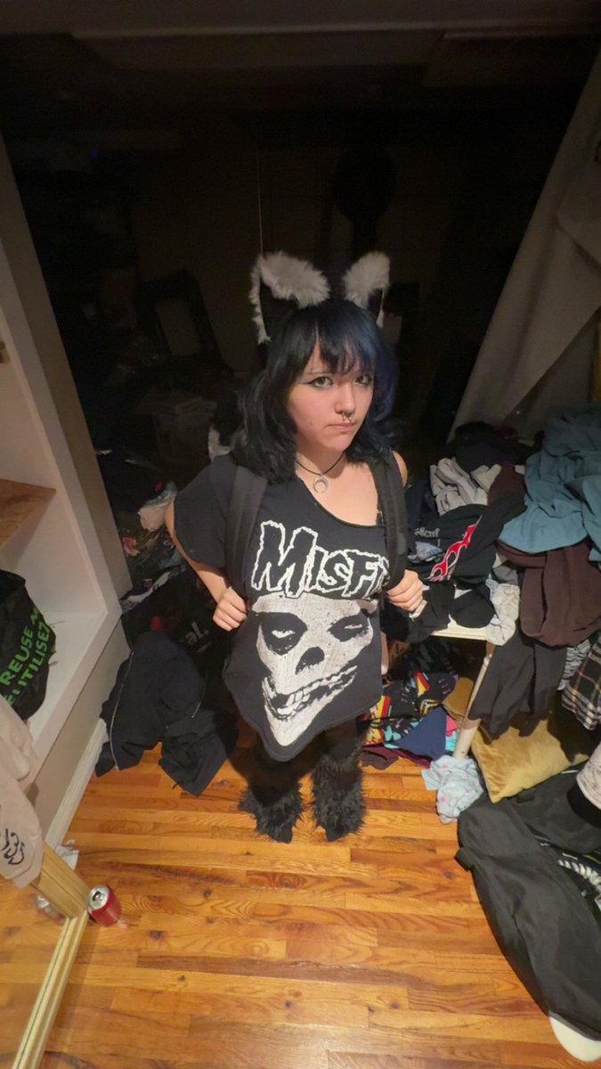 korapilled's tweet photo. did u guys know i was a raccoon girl before https://t.co/Q6QFF0mzEQ