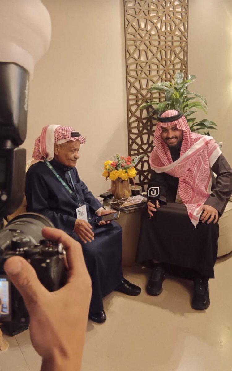 tkk3__'s tweet photo. الحمدلله على كل إنجاز تحقق، وعلى كل خطوة أوصلتني لما أنا عليه اليوم.
ما زلت في بداية الطريق، والقادم بإذن الله أكبر https://t.co/Z3wRRqP96W