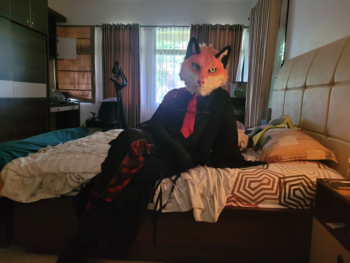 RainsAndTears's tweet photo. Come, rest with me.
#Fursuit #FursuitsEveryday https://t.co/mSfrTVVBPr