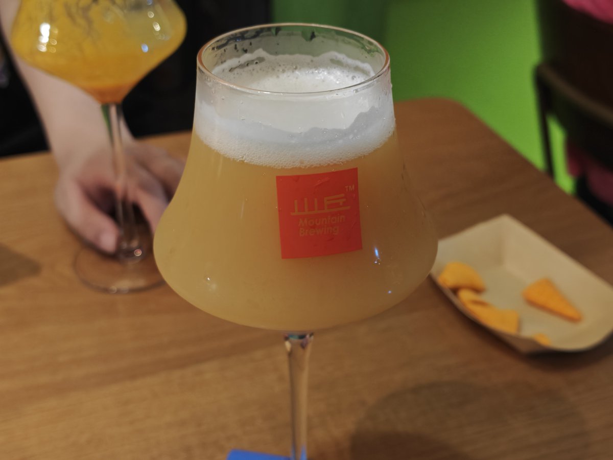 Mif_MUSECA's tweet photo. 南京 山丘Taproom打卡
初试鱼厂生啤 https://t.co/9BIgZdiLWW