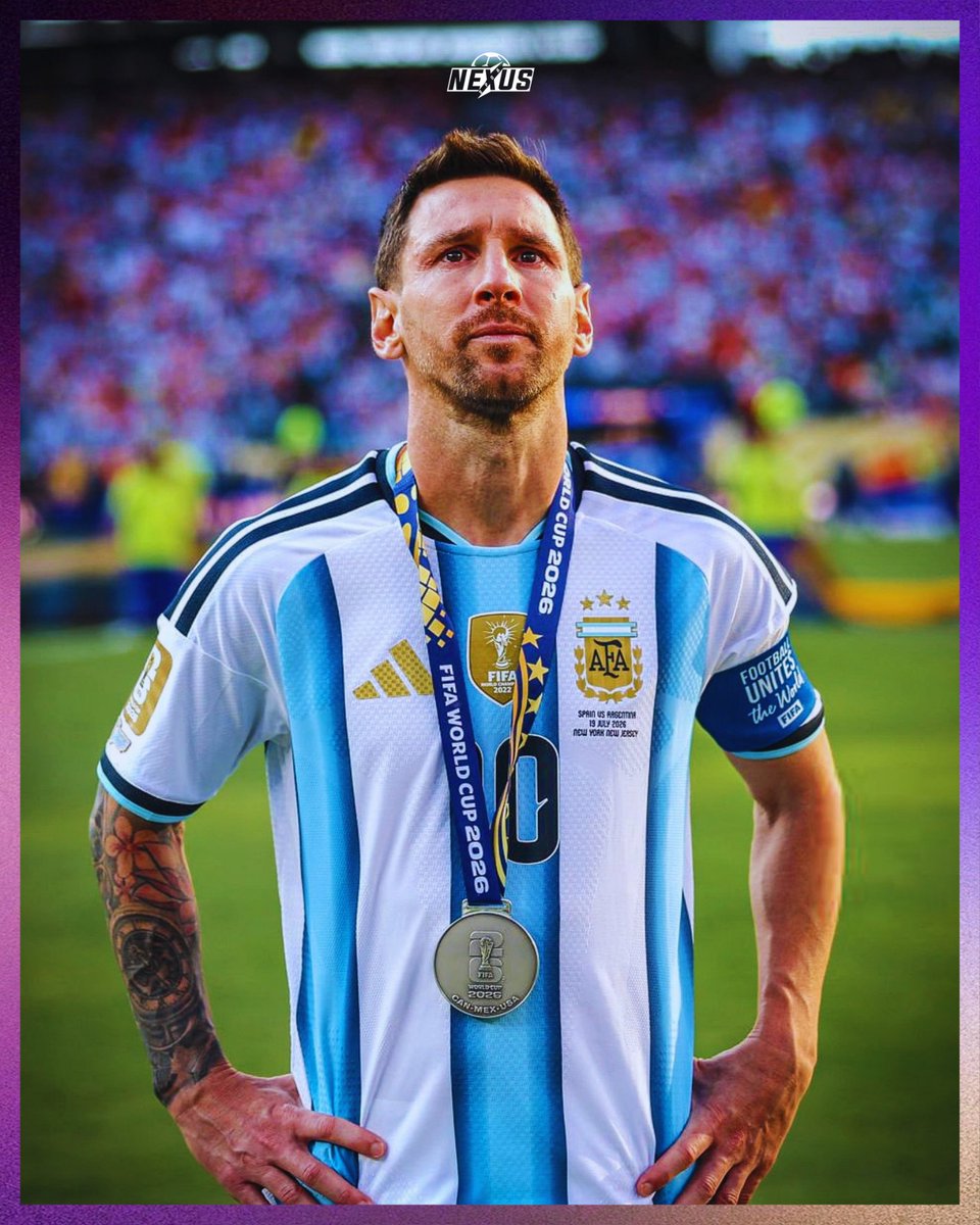 nexustransfer's tweet photo. 🇦🇷 Arjantin milli takım resmi hesabının paylaşımı:

"Gözyaşların bizim gözyaşlarımızdır Kaptan.

​Bize hayatımızın en büyük sevinçlerini yaşattın.

Kararlılığın, başarıların, sihrin ve son saniyeye kadar her şeyini verdiğin için teşekkürler.

​Seni sonsuza dek seveceğiz Leo!" https://t.co/mwIH30s48i