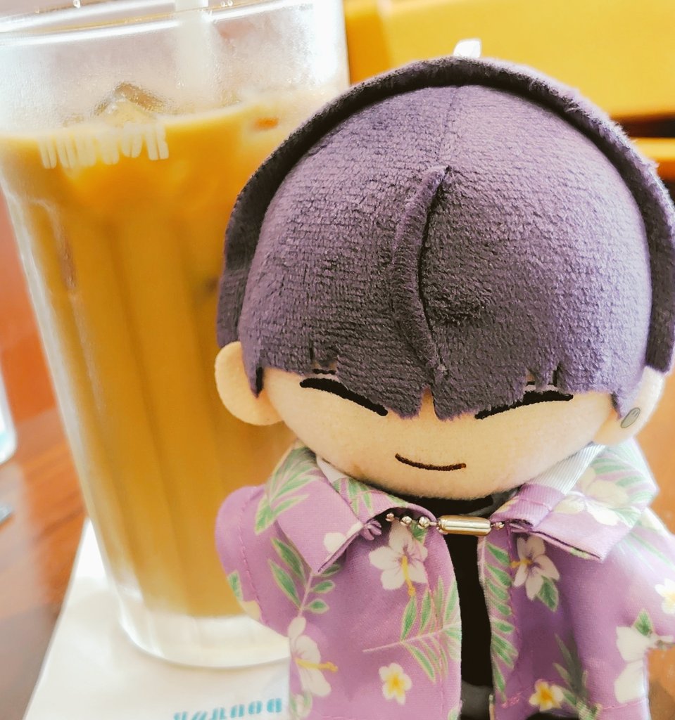 nagi_choco3's tweet photo. おぱ。暑すぎてドトールに逃げた🥤
#猛暑避難 https://t.co/F9byxH2otb