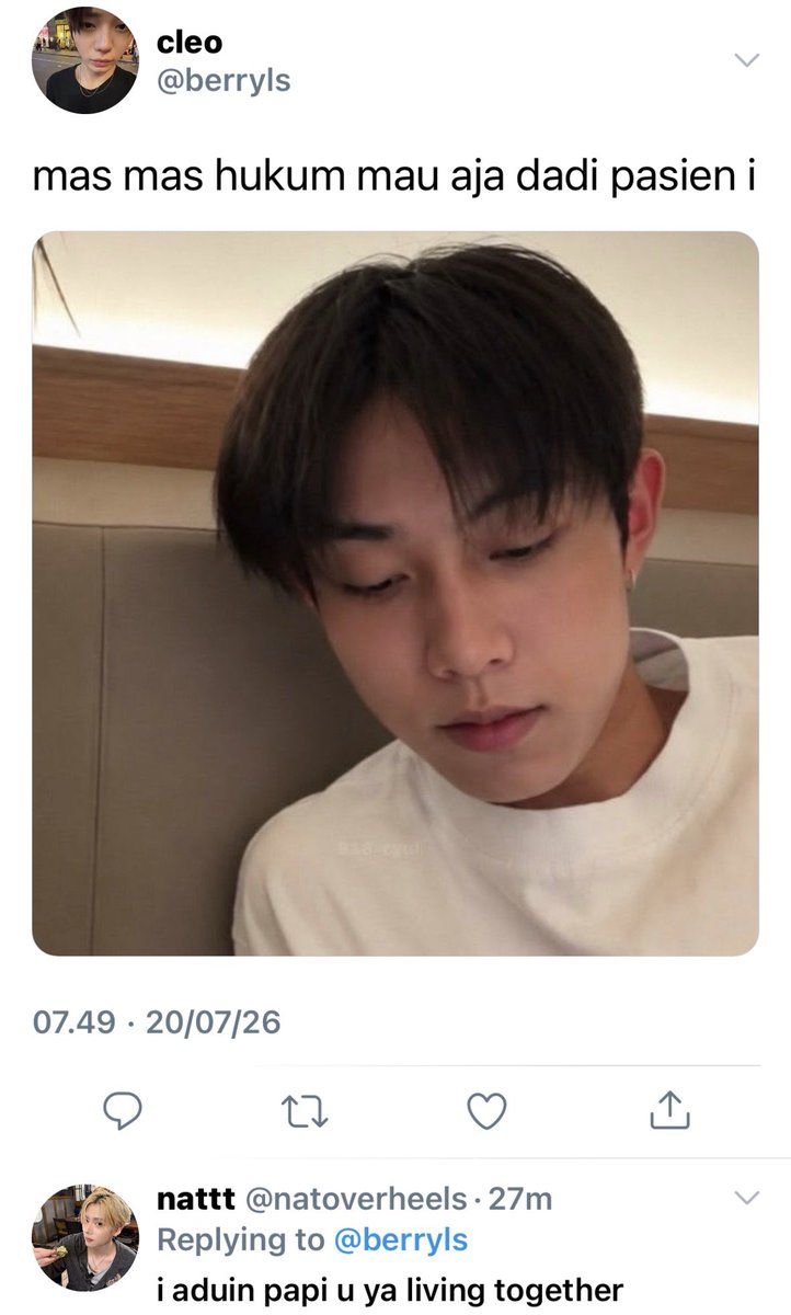 heavenlyzhao's tweet photo. #ryulyul 4 tweets au

batakrul dan cicinyul lagi https://t.co/Fl5WTQzLDP