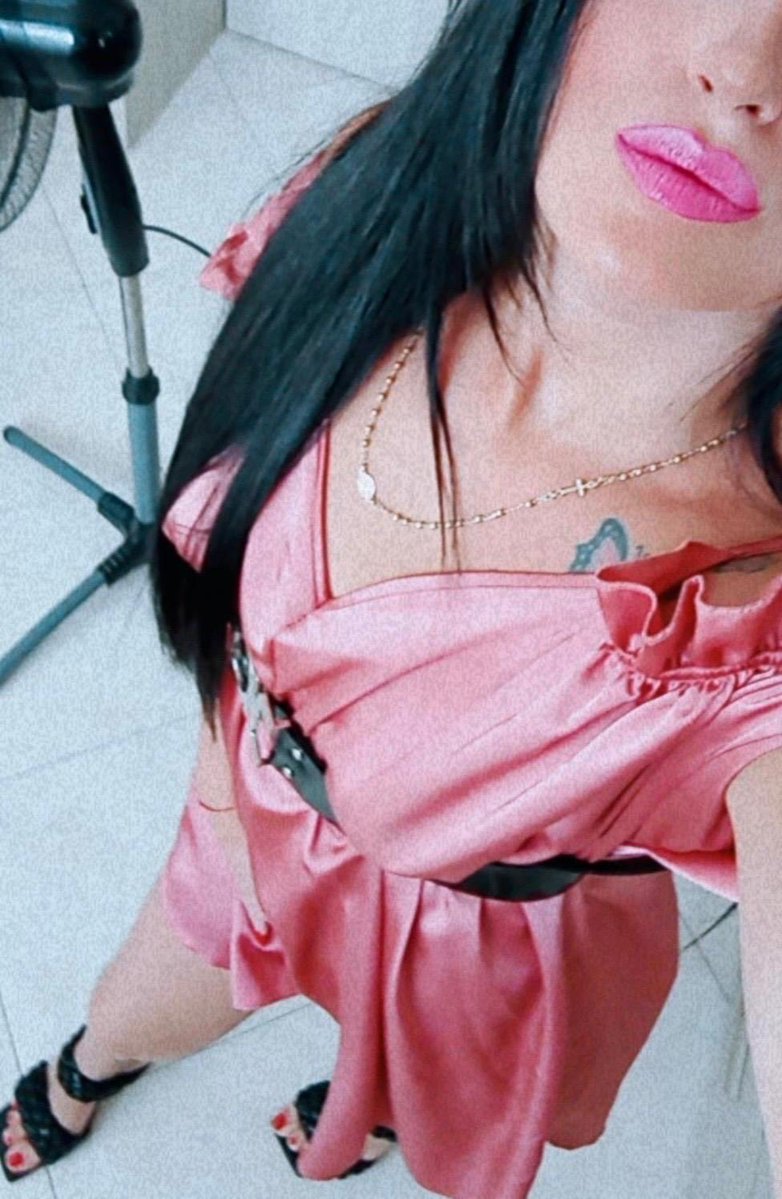 Eleonoraredpas1's tweet photo. Se mi segui qui e vuoi supportarmi, il modo migliore è raggiungermi su OnlyFans. ❤️

Troverai contenuti esclusivi che non condivido su X. Link nel profilo. Ci vediamo lì! 😉

https://t.co/psSv0fFDHt https://t.co/W2lpLHurjo