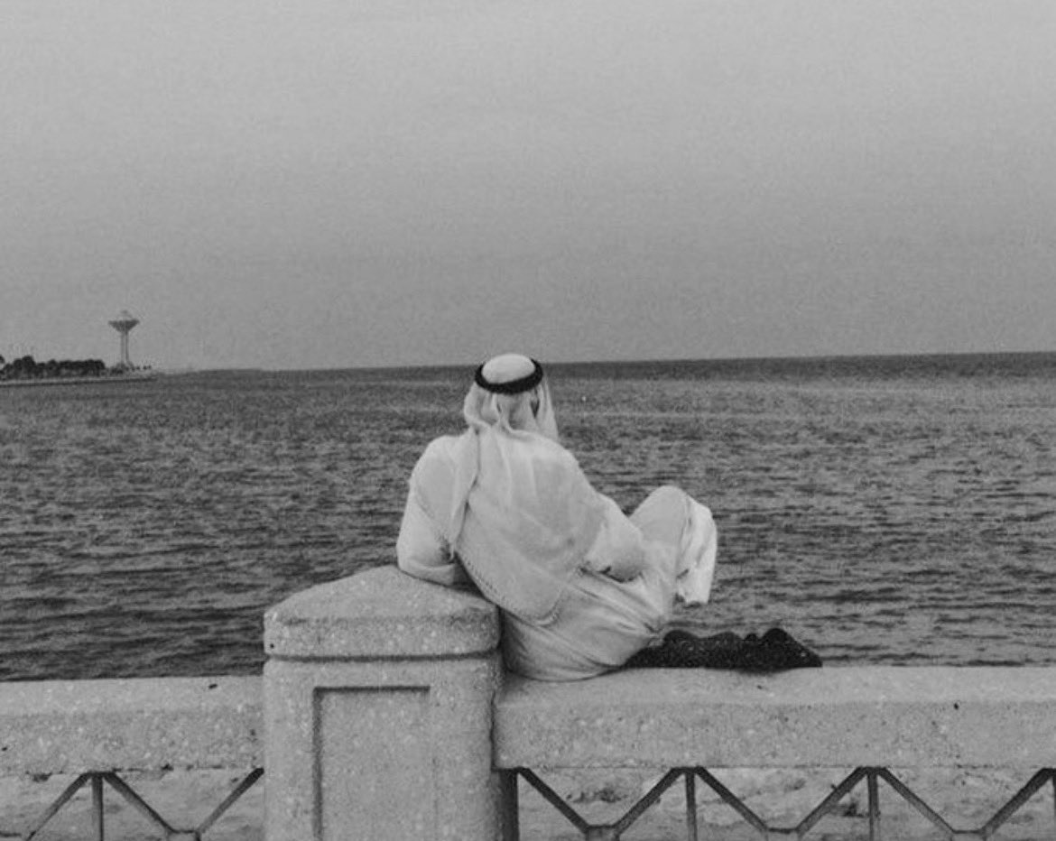 Qhta10ni's tweet photo. دايم يقولون عقب الشينه الزينه
   وأنا تعبت أنتظر شيٍ يقولونه https://t.co/D42aQSuTkm