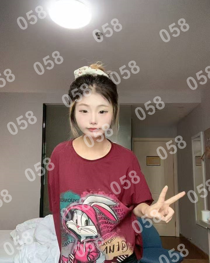 SiobhanMFitz's tweet photo. #江苏
👉助理@bornlucky79
看上了请截图妹子便客服快速安排
时间飞逝，我永远猜不到下一刻的我会有什么变化、又会有什么痛苦，只能冀望着。
徐州市泉山区无极广场
#徐州 https://t.co/Jzmqron2xt