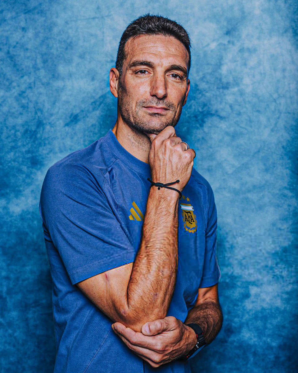 ARG4ARB's tweet photo. - ليونيل سكالوني كمدرباً لمنتخب الأرجنتين:

🥉 المركز الثالث في كوبا أمريكا 2019.
🥇 بطل كوبا أمريكا 2021.
🥇 بطل كأس الأبطال (فيناليسيما) 2022.
🥇 بطل كأس العالم 2022.
🥇 بطل كوبا أمريكا 2024.
🥈 وصيف كأس العالم 2026.

🔝 حقبة لن تُنسى.

- @juegosimple__ https://t.co/pZQWyE6A2P