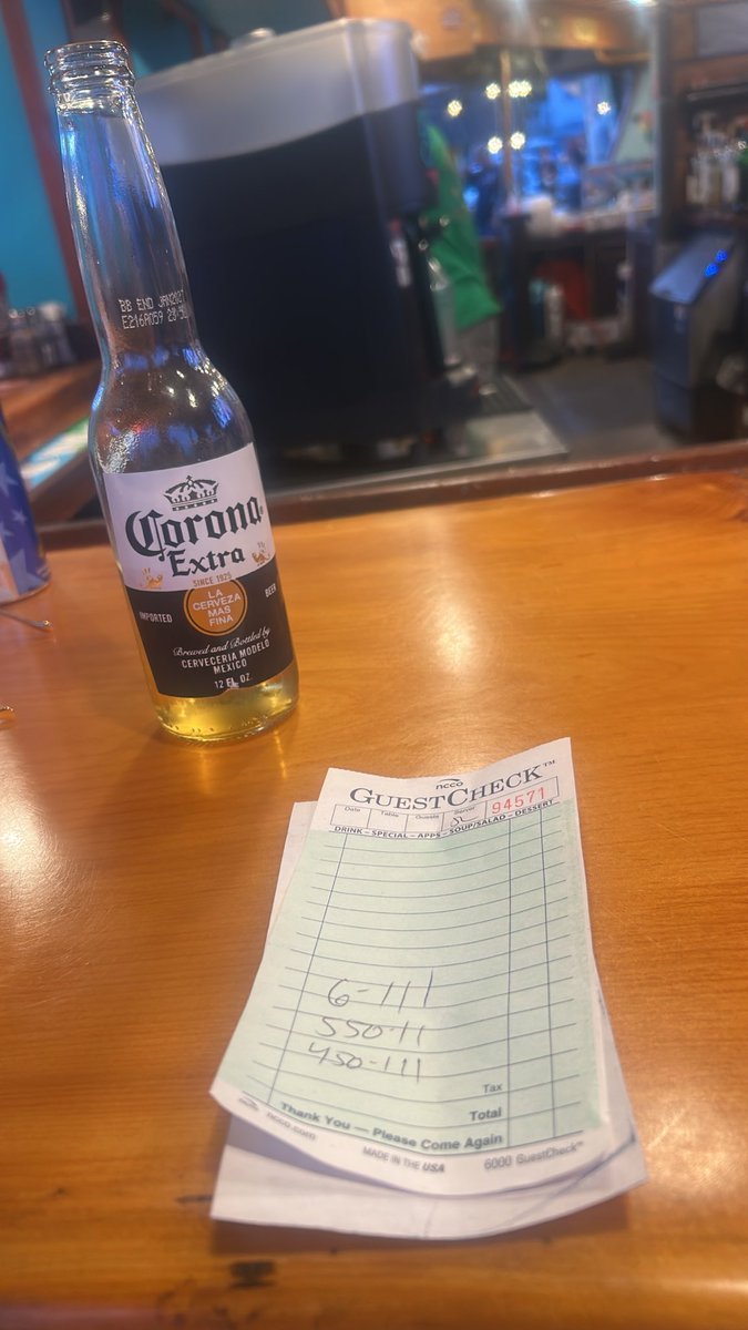 okeefejason8's tweet photo. God I love this bar https://t.co/Ngkpoi3516