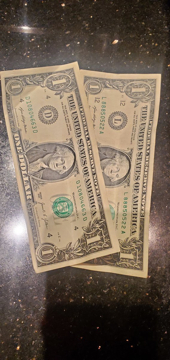 pursuit_of_thin's tweet photo. Just talked to a customer who kept rubbing my legs down ... saying he wanted to kiss me all over . It made me feel sick.
He didn't get a dance and only tipped $2...
#stripper #dancer #exoticdancer https://t.co/N36SIjzzeO