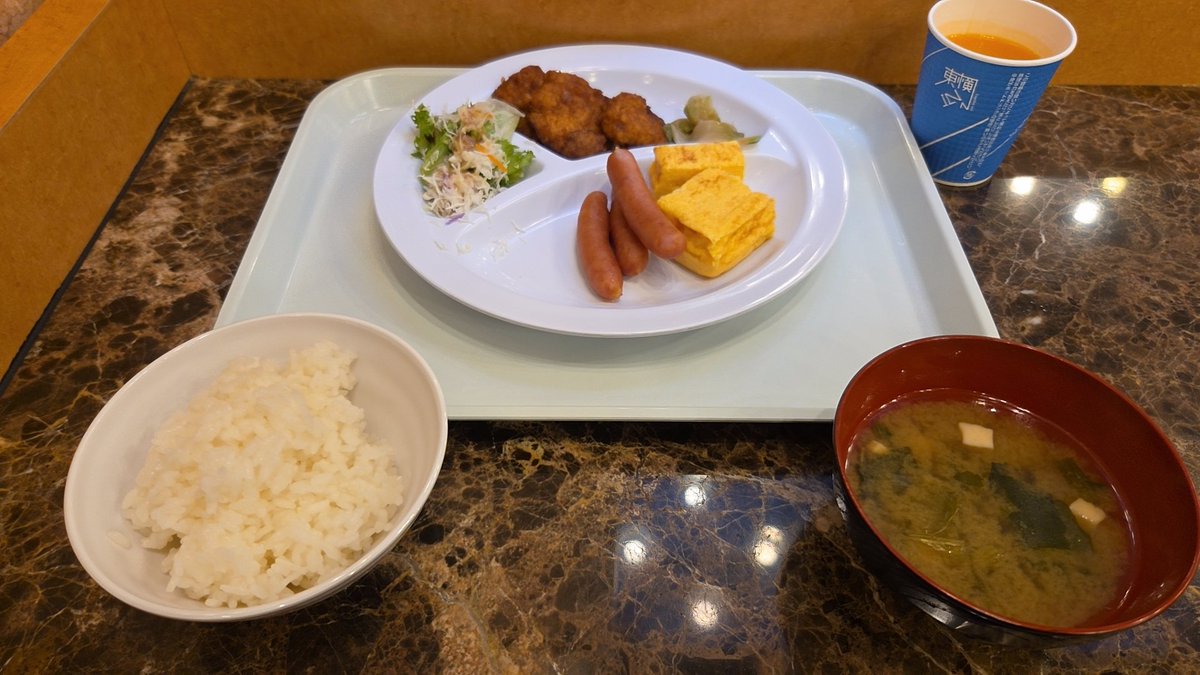 abe_pantsu's tweet photo. 良い朝ですね、おはようごぜぇます
ライブの次の日に現実が戻ってくる感じも嫌いじゃないですよテストどうしよかなほんまに https://t.co/OwpwKXINxN