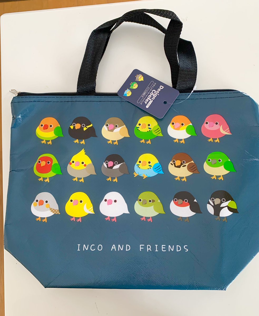 bewith1974's tweet photo. イオンビッグでインコ柄保冷バッグ（110円）を買ったよ🦜
INCO（笑） https://t.co/0bZ9hRGiQZ